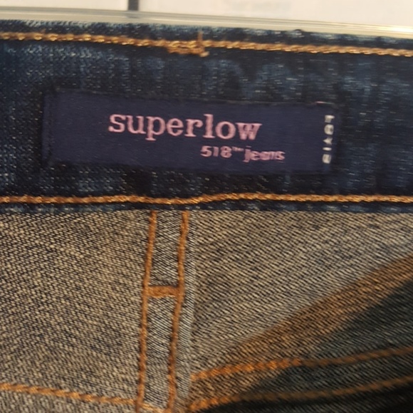 Levi's Super Low 518 Jeans size 5 Short (mid rise, not really so low per name!) - Picture 4 of 8